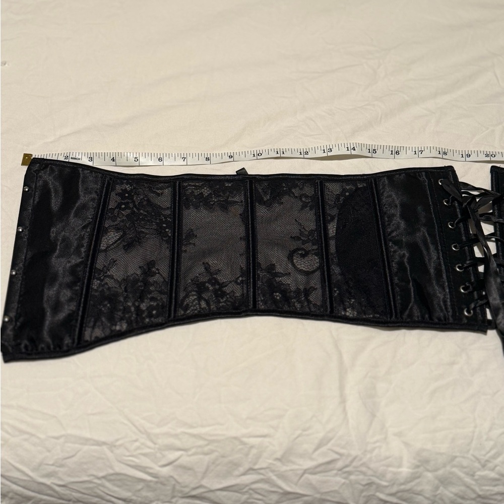 Chic Black Lace-Up Corset Belt - Picture 8 of 8